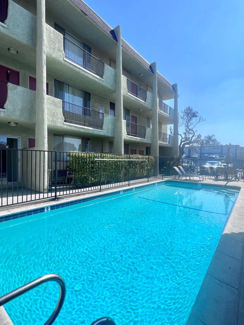 Apartment for rent at 18410 Plummer St, Northridge, CA 91325