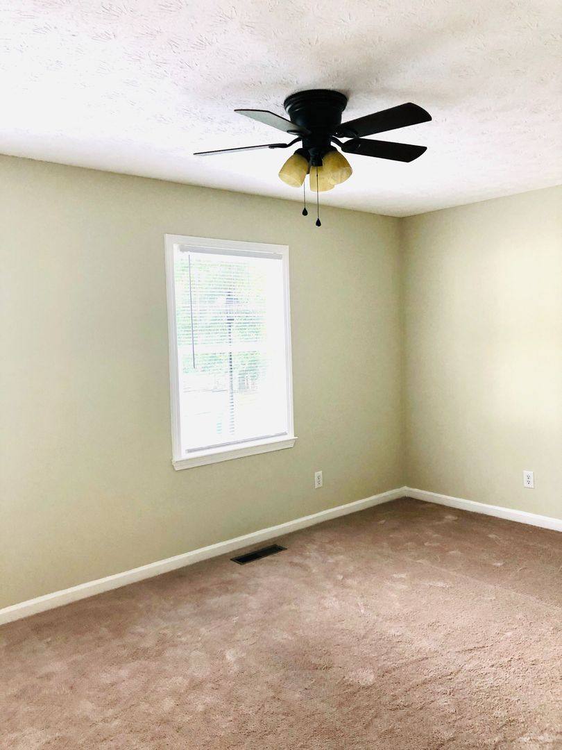 Townhouse for rent at 363 E Jefferson St, Madison, GA 30650