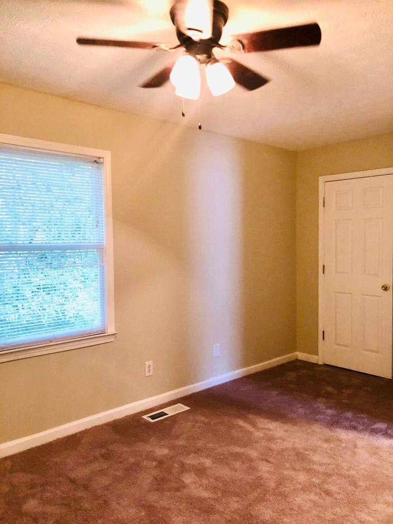 Townhouse for rent at 363 E Jefferson St, Madison, GA 30650