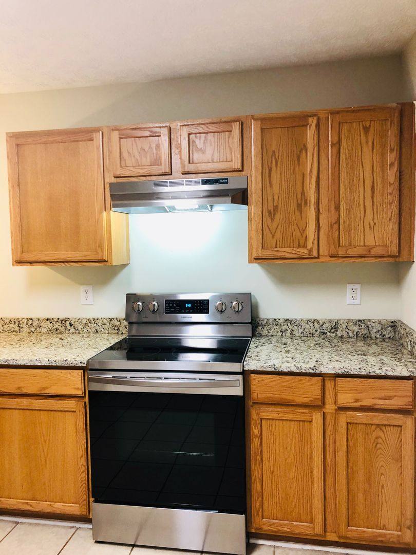 Townhouse for rent at 363 E Jefferson St, Madison, GA 30650
