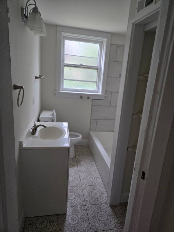 Apartment for rent at 4746 Nebraska Ave #4748 1F, Saint Louis, MO 63111