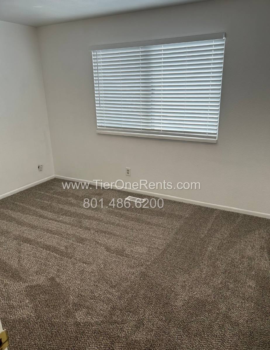 Townhouse for rent at 10470 S 700 E #A, Sandy, UT 84070