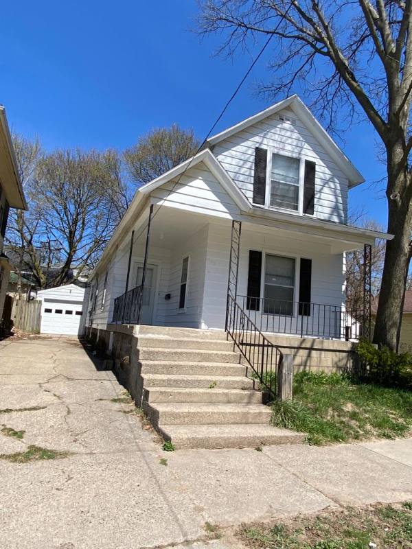 House for rent at 405 Carrier St, Grand Rapids, MI 49505