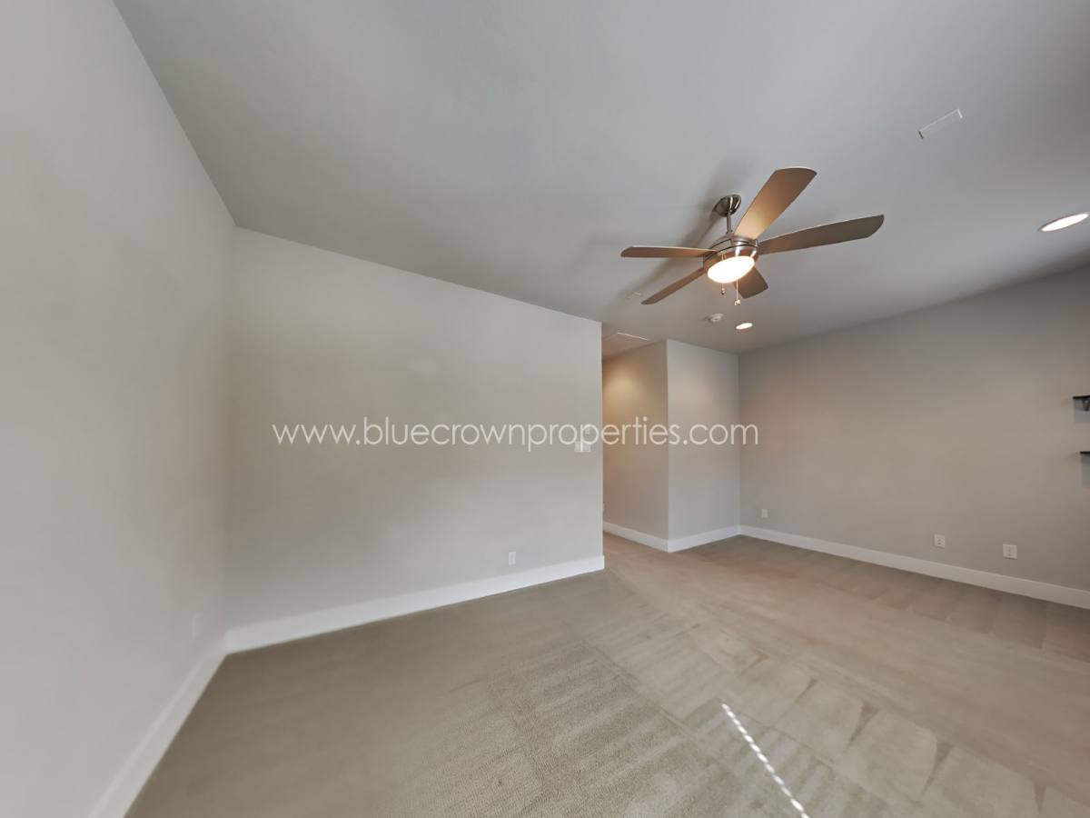 Townhouse for rent at 1318 Palm Springs Lane, Dallas, TX 75204