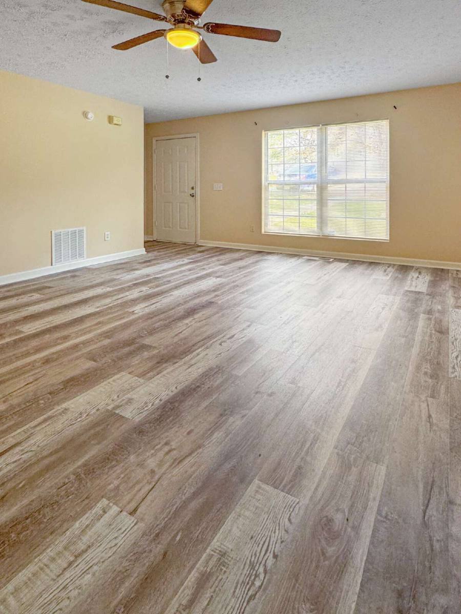 Townhouse for rent at 4801 Victoria Court, Flowery Branch, GA 30542