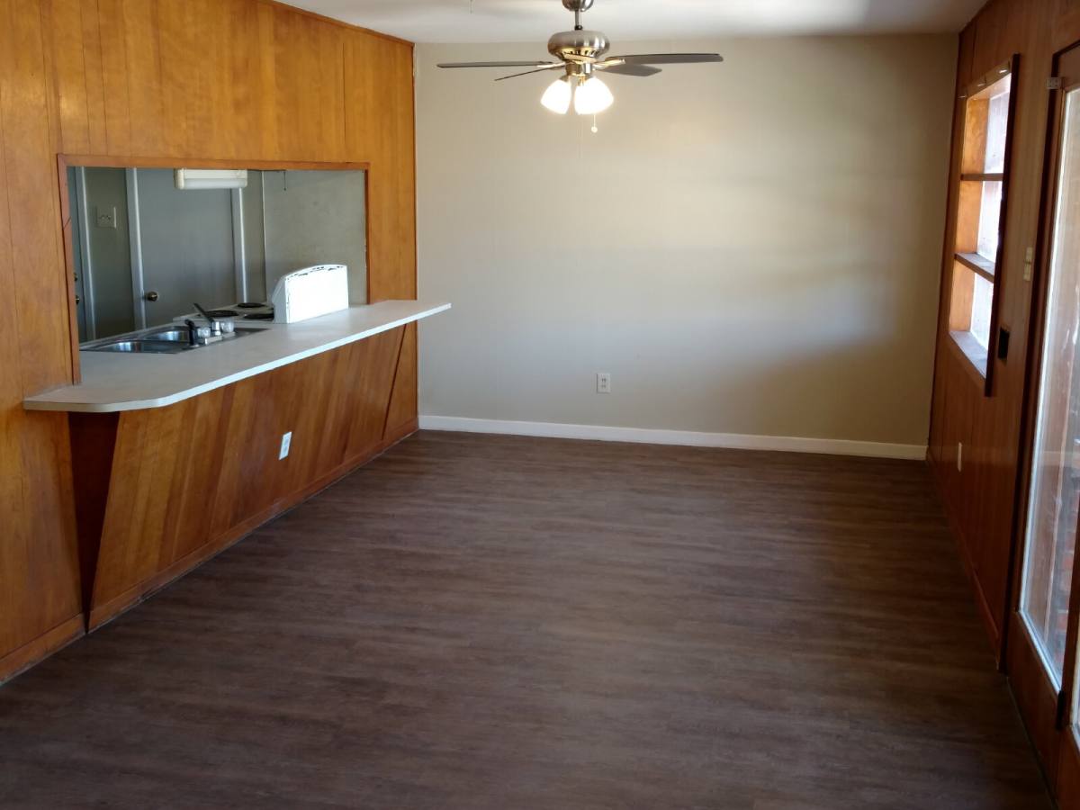 2812 43rd St #6, Lubbock, TX 79413 - Apartment for Rent - Image 2