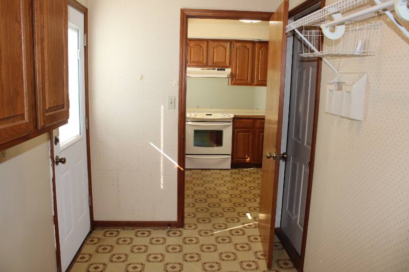 House for rent at 1701 Southfield Dr, Evansville, IN 47715