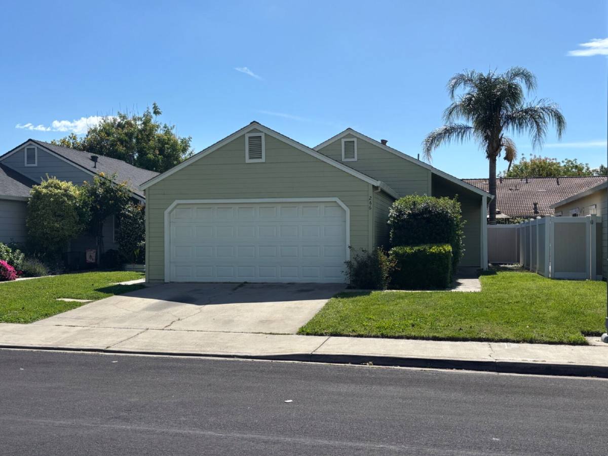 House for rent at 266 Odessa Way, Oakdale, CA 95361