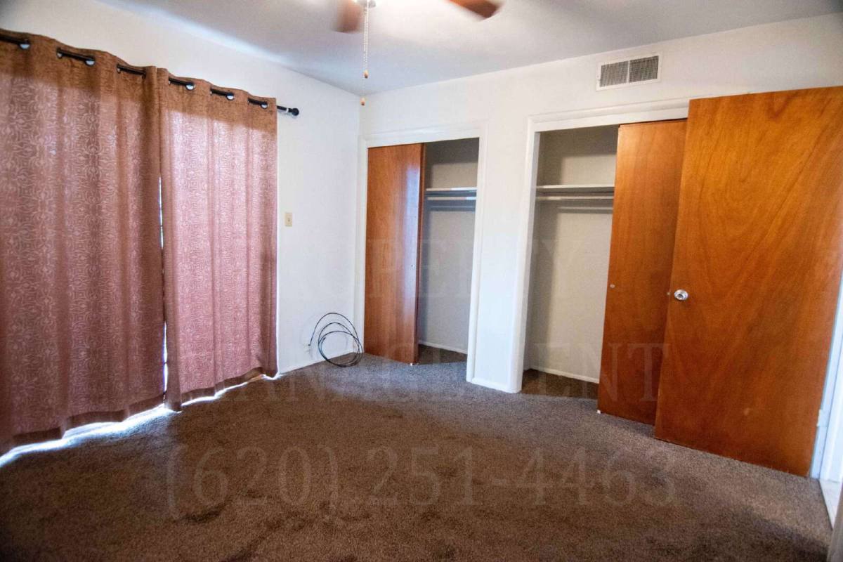 Apartment for rent at 403 W 9th St, Coffeyville, KS 67337