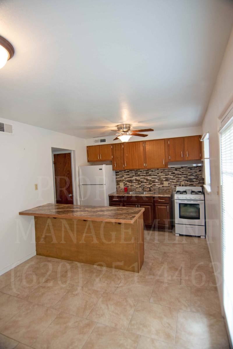 Apartment for rent at 403 W 9th St, Coffeyville, KS 67337