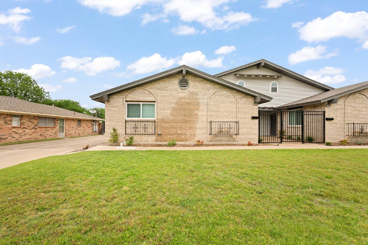 Apartment for rent at 4310 Gorman Dr, Fort Worth, TX 76132