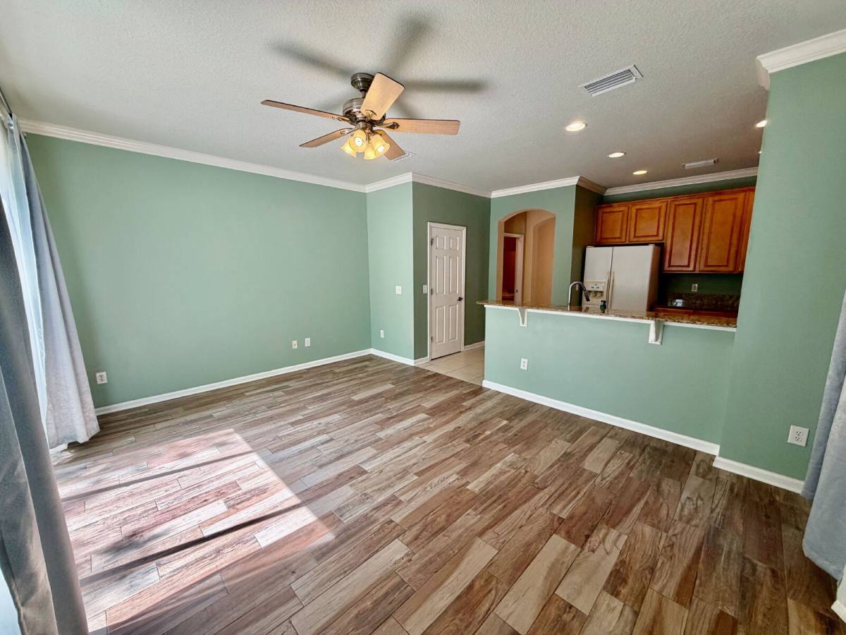 Townhouse for rent at 3654 Hartsfield Forest Circle, Jacksonville, FL 32277