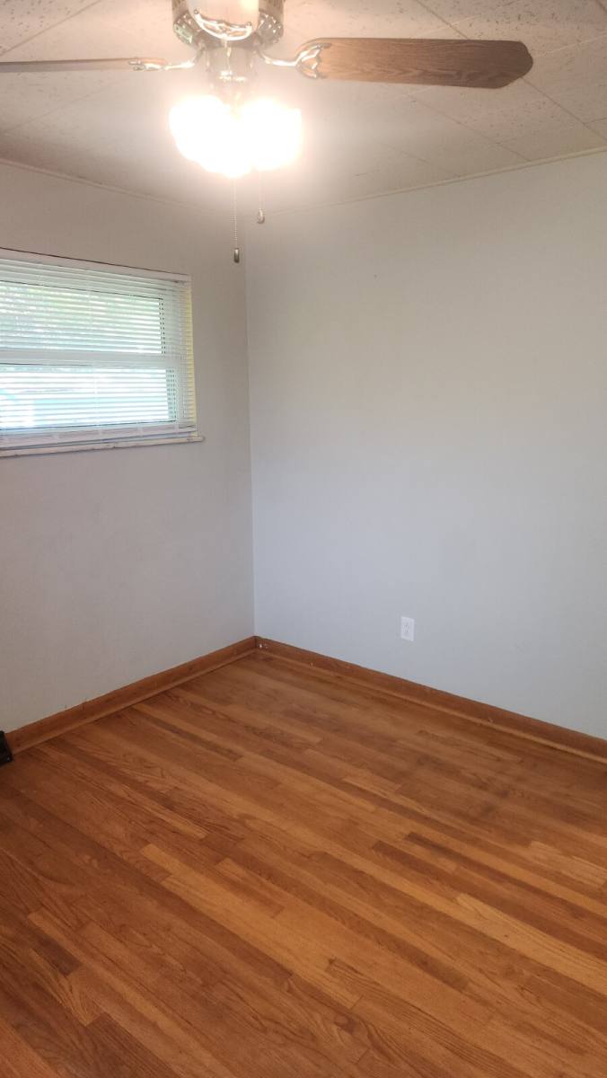 House for rent at 1125 Walker Ave, Saint Louis, MO 63138