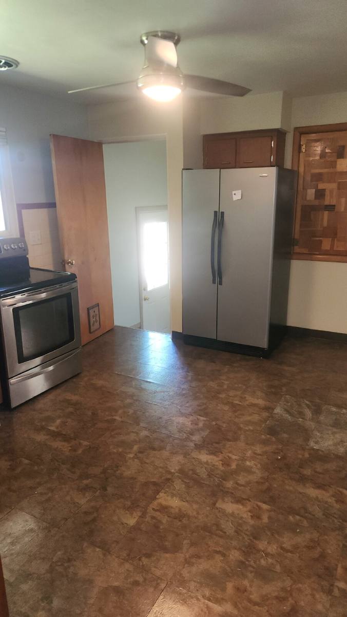 House for rent at 1125 Walker Ave, Saint Louis, MO 63138