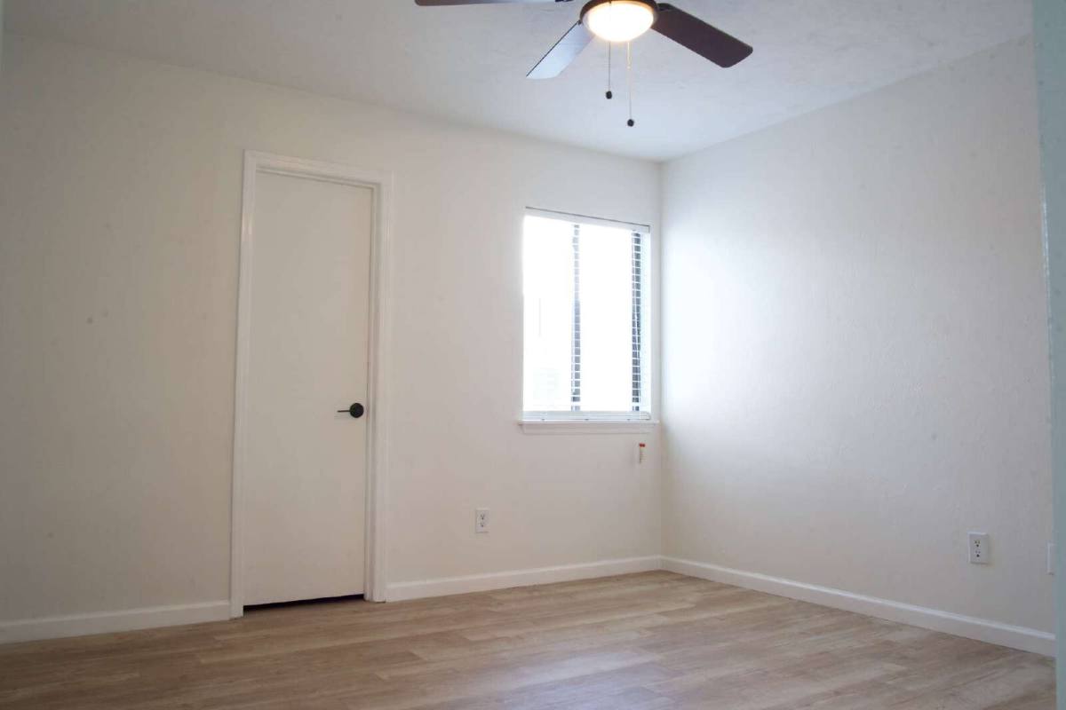 Townhouse for rent at 1339 Airport Dr #H-9, Tallahassee, FL 32304