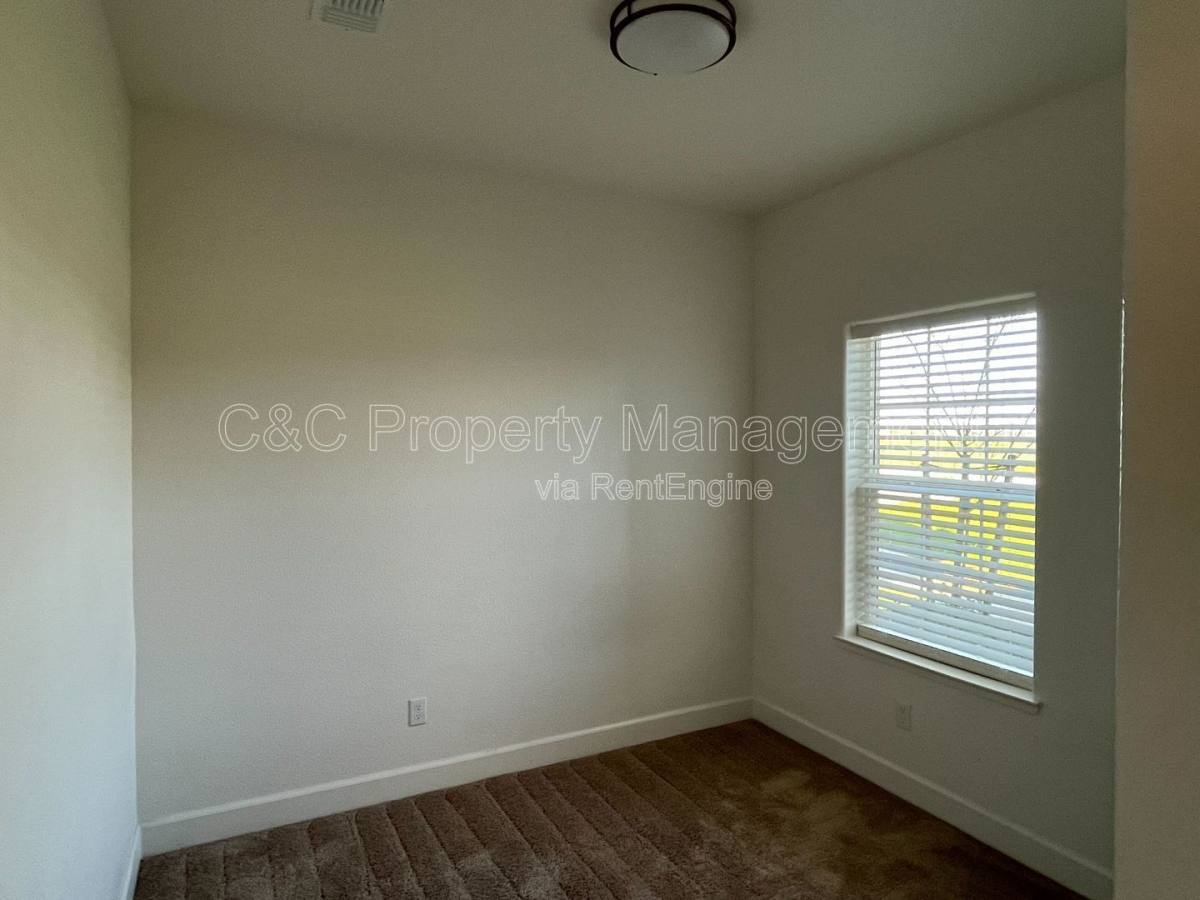House for rent at 5078 Palisade Ave, Merced, CA 95348