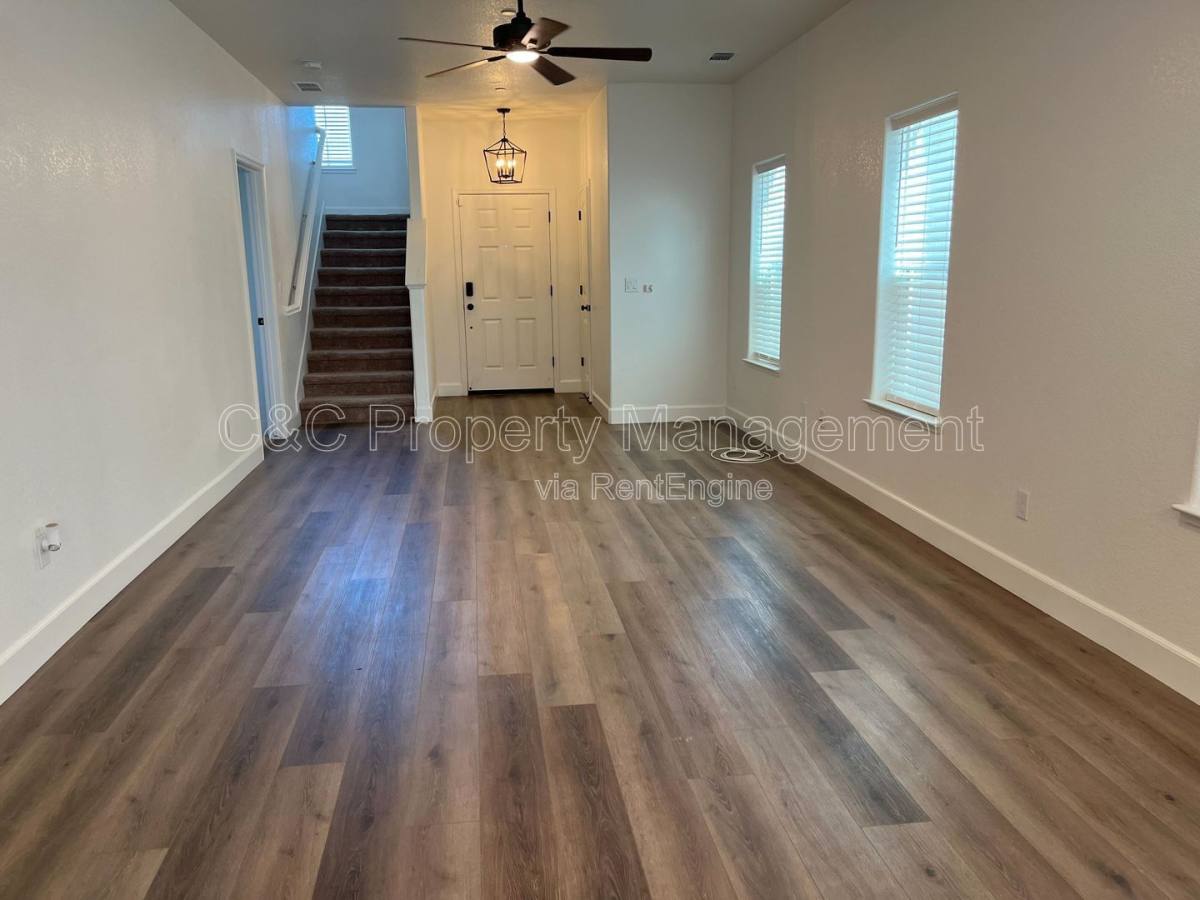 House for rent at 5078 Palisade Ave, Merced, CA 95348