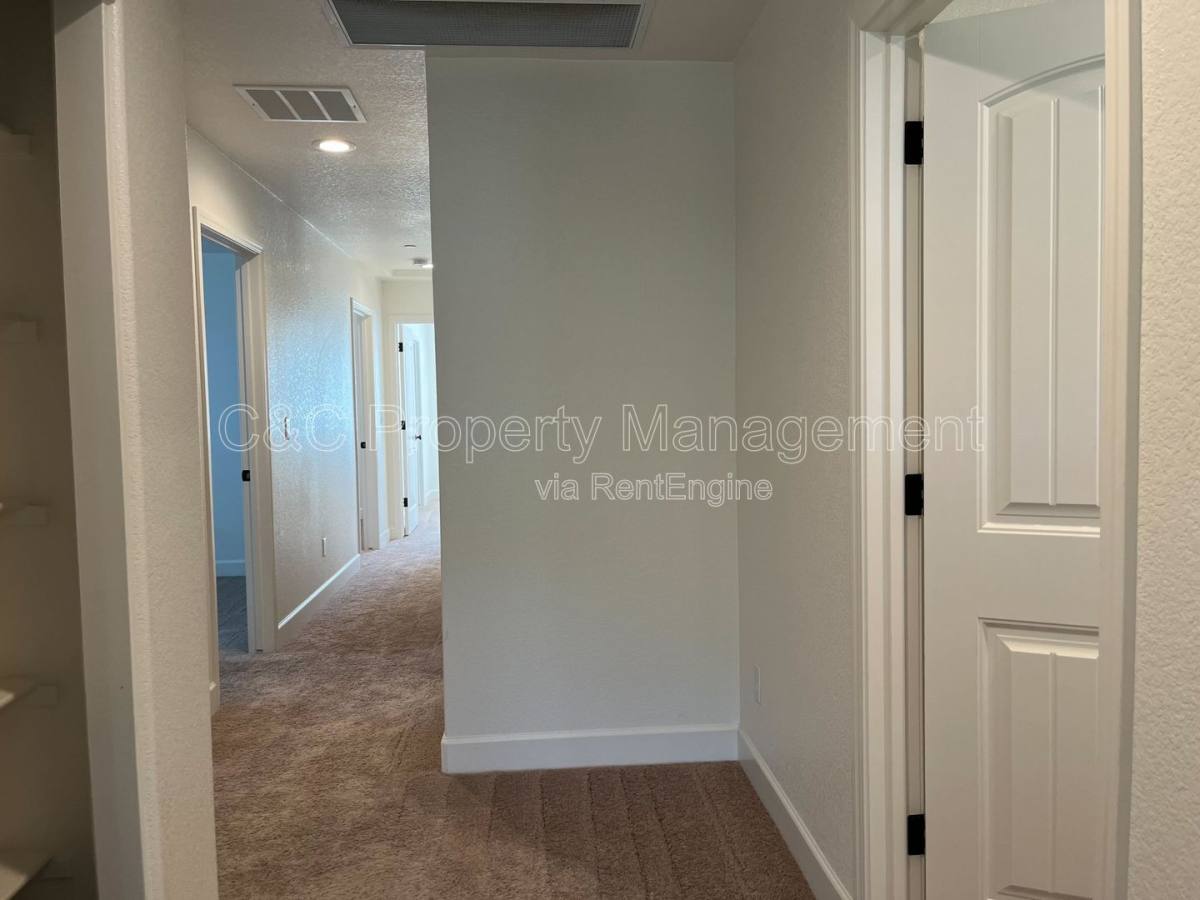House for rent at 5078 Palisade Ave, Merced, CA 95348