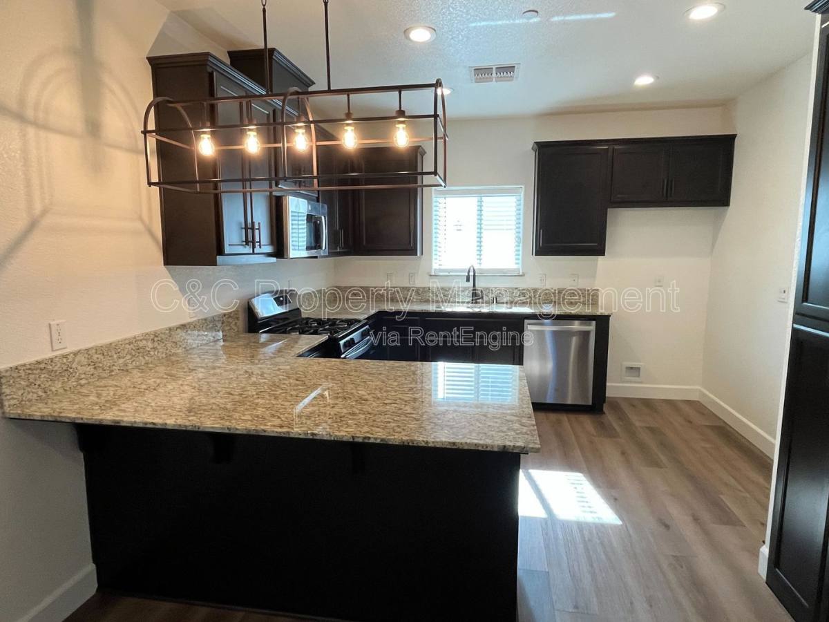 House for rent at 5078 Palisade Ave, Merced, CA 95348