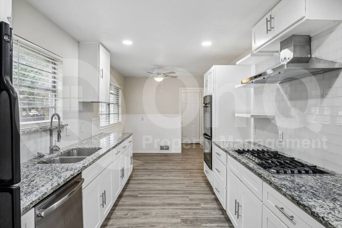 House for rent at 9007 Sweetwater Dr, Dallas, TX 75228