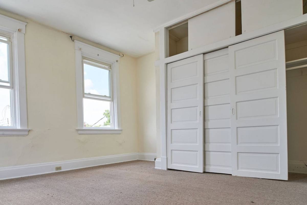 Apartment for rent at 2316 Chickasaw St #2, Cincinnati, OH 45219