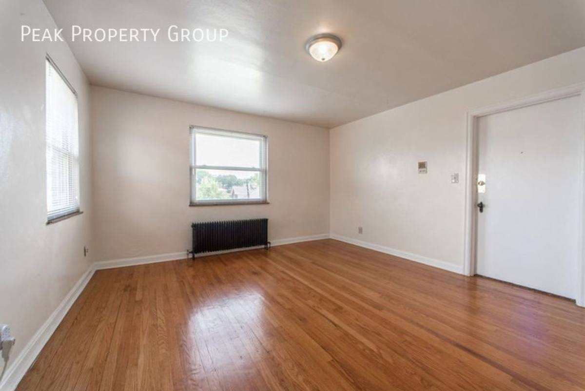 Apartment for rent at 2361 Ravine St #1, Cincinnati, OH 45219