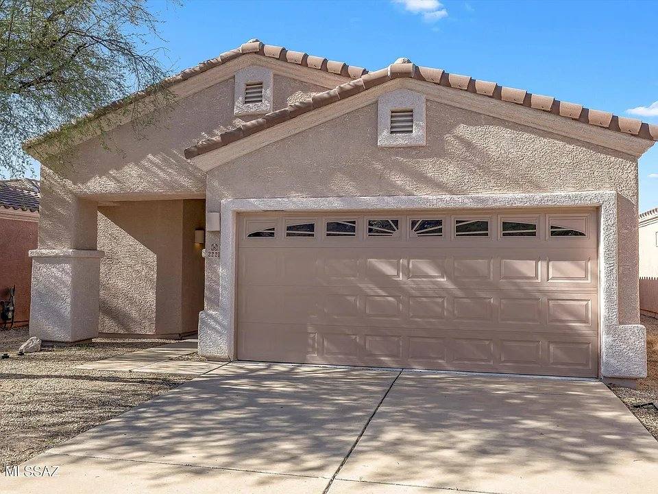 House for rent at 2221 E Stone Stable Dr, Tucson, AZ 85737