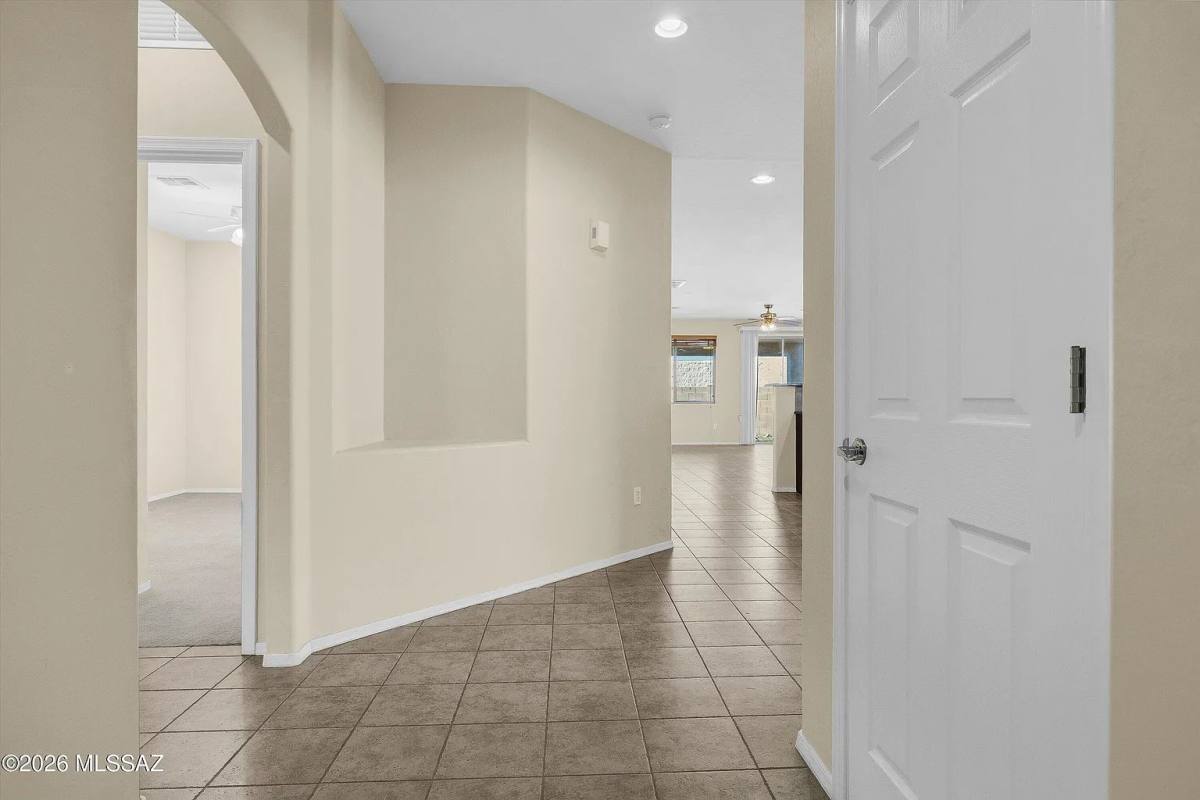 House for rent at 2221 E Stone Stable Dr, Tucson, AZ 85737