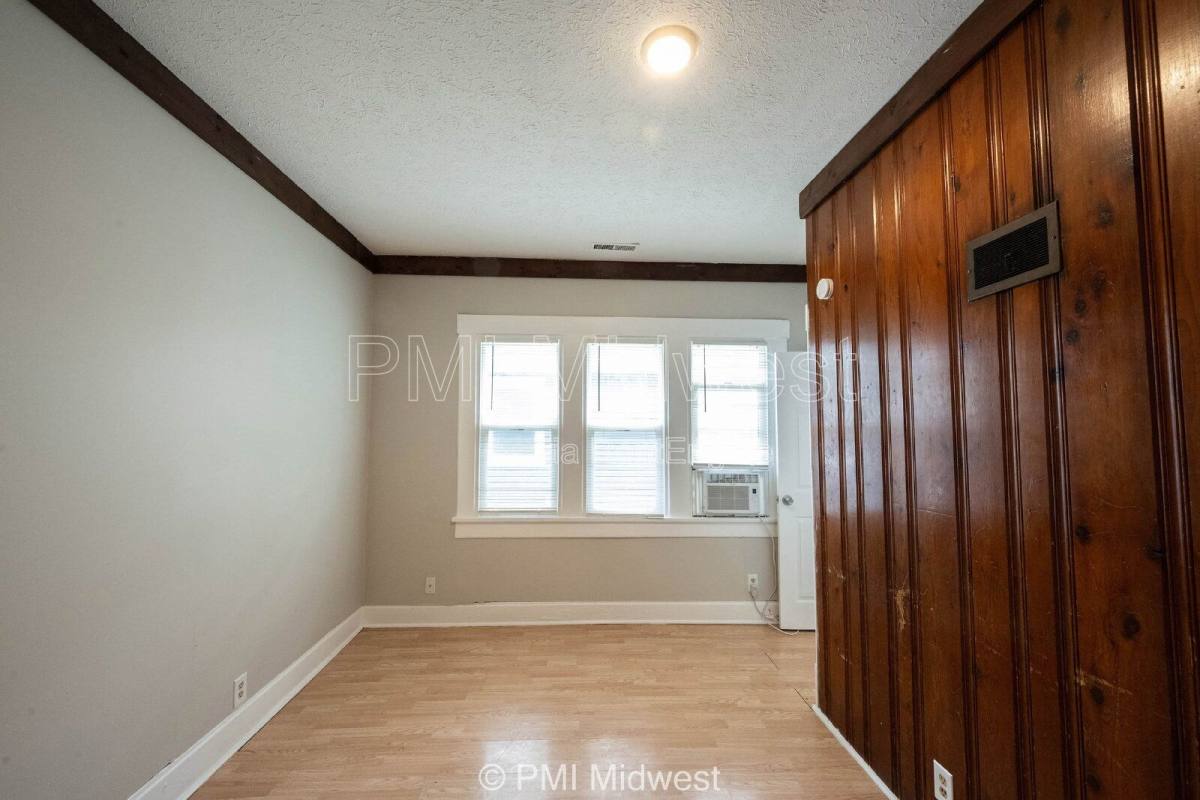 Apartment for rent at 521 N Gladstone Ave #B, Indianapolis, IN 46201