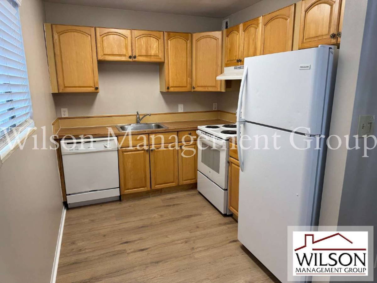 Condo for rent at 2365 Oak Park Way, Orlando, FL 32822