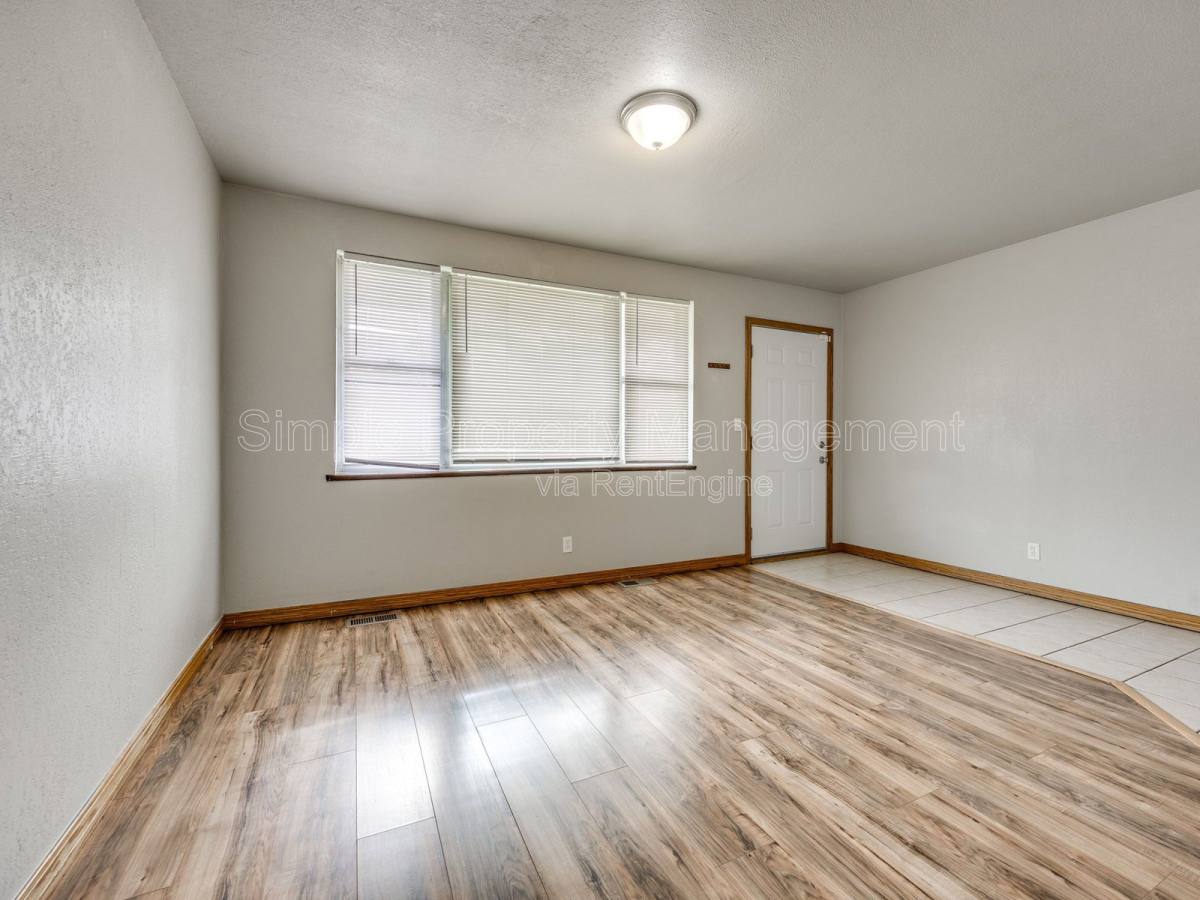 House for rent at 1802 S Dille Ave, El Reno, OK 73036