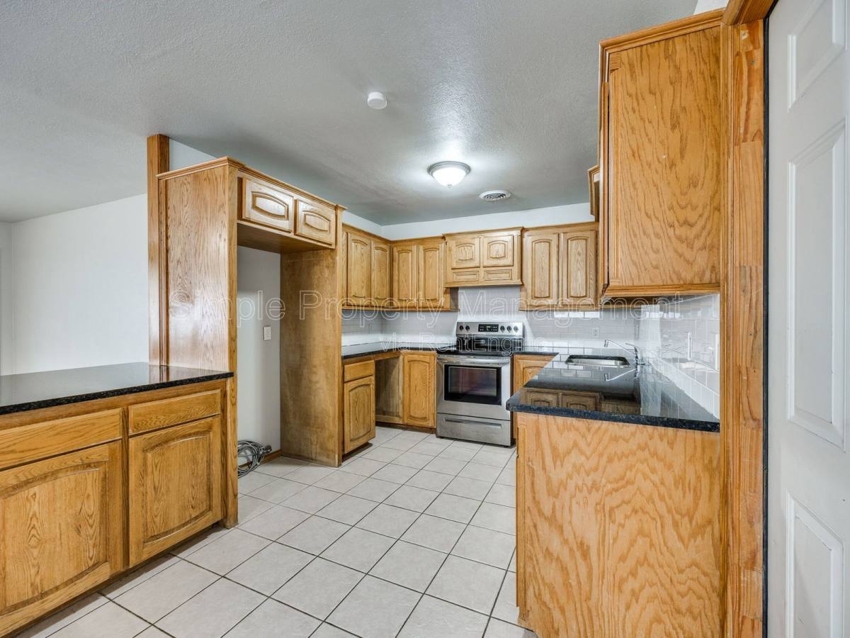 House for rent at 1802 S Dille Ave, El Reno, OK 73036