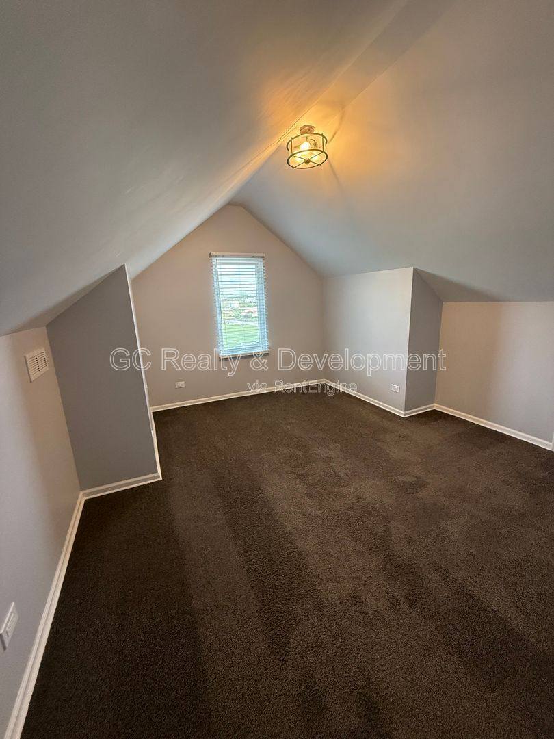 House for rent at 2036 S 1st Ave, Maywood, IL 60153