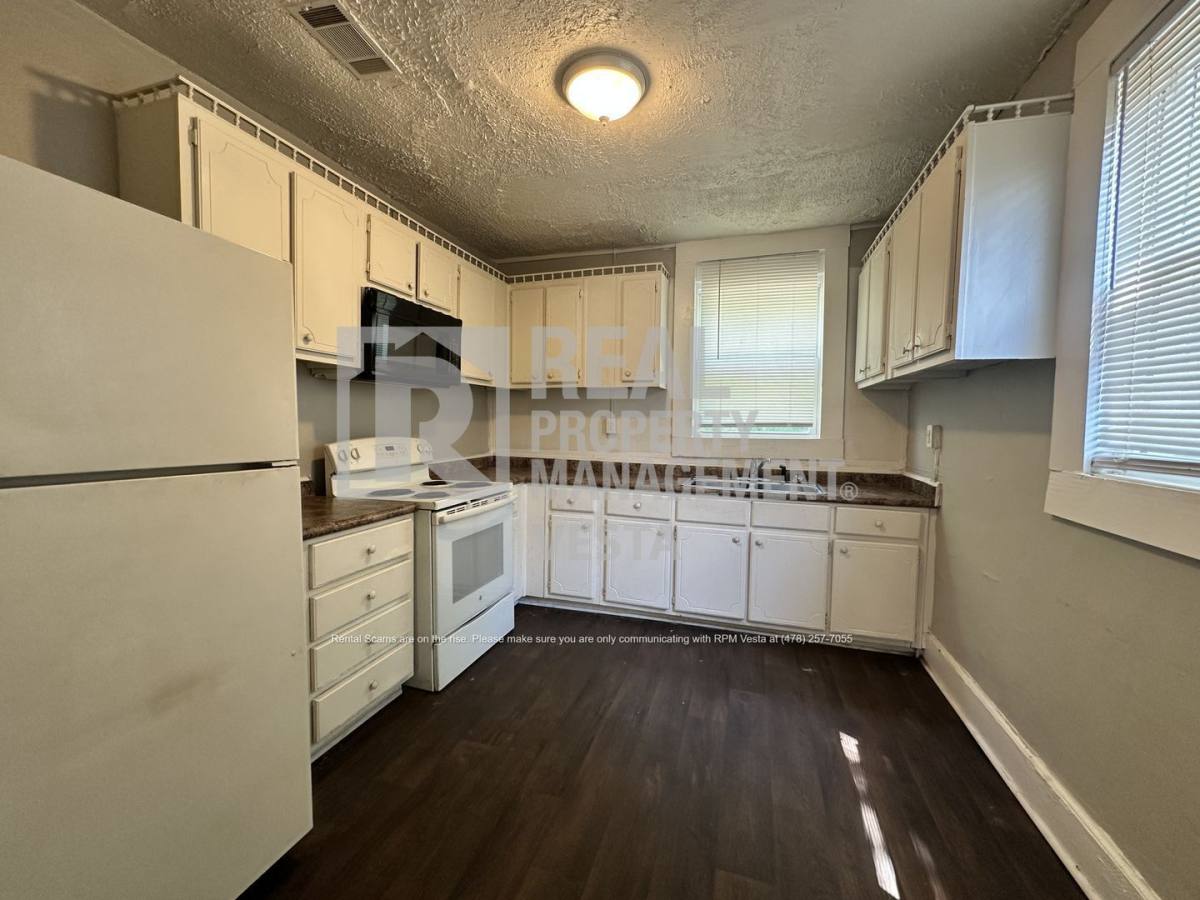 House for rent at 1596 Burton Ave, Macon, GA 31204
