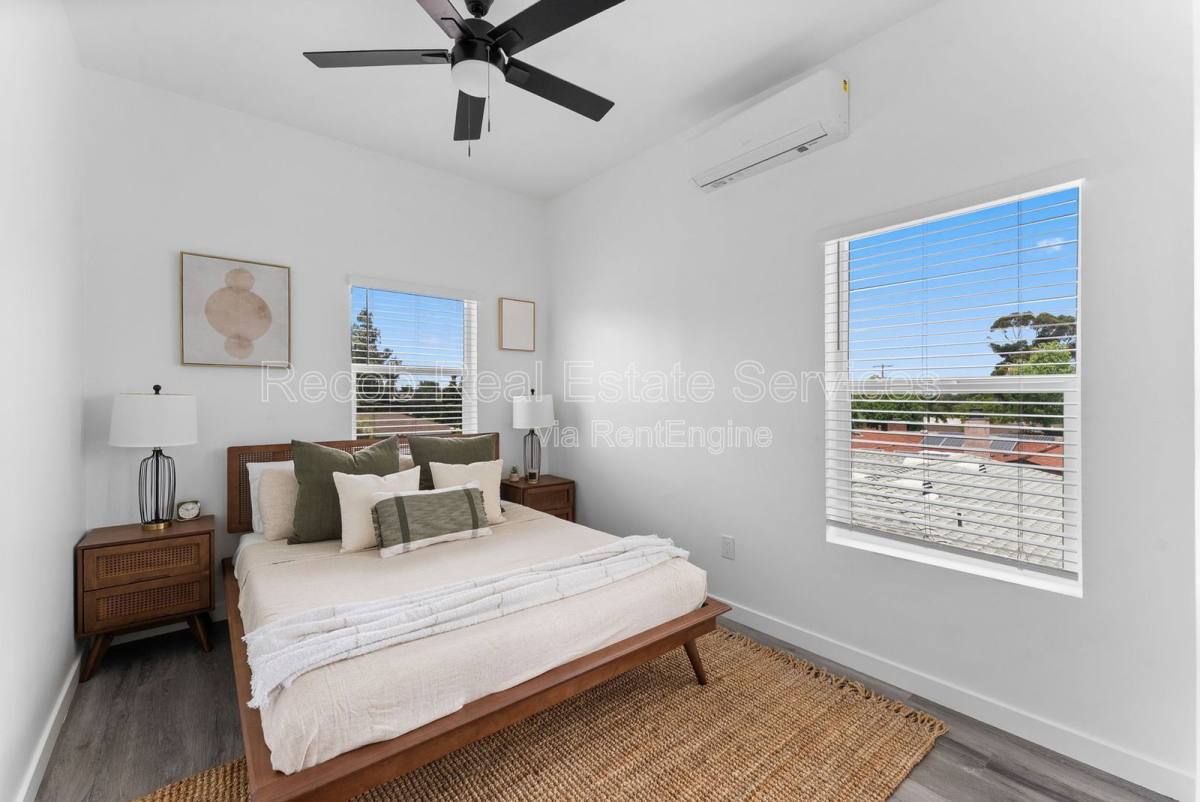 Apartment for rent at 5256 Adams Ave #5, San Diego, CA 92115