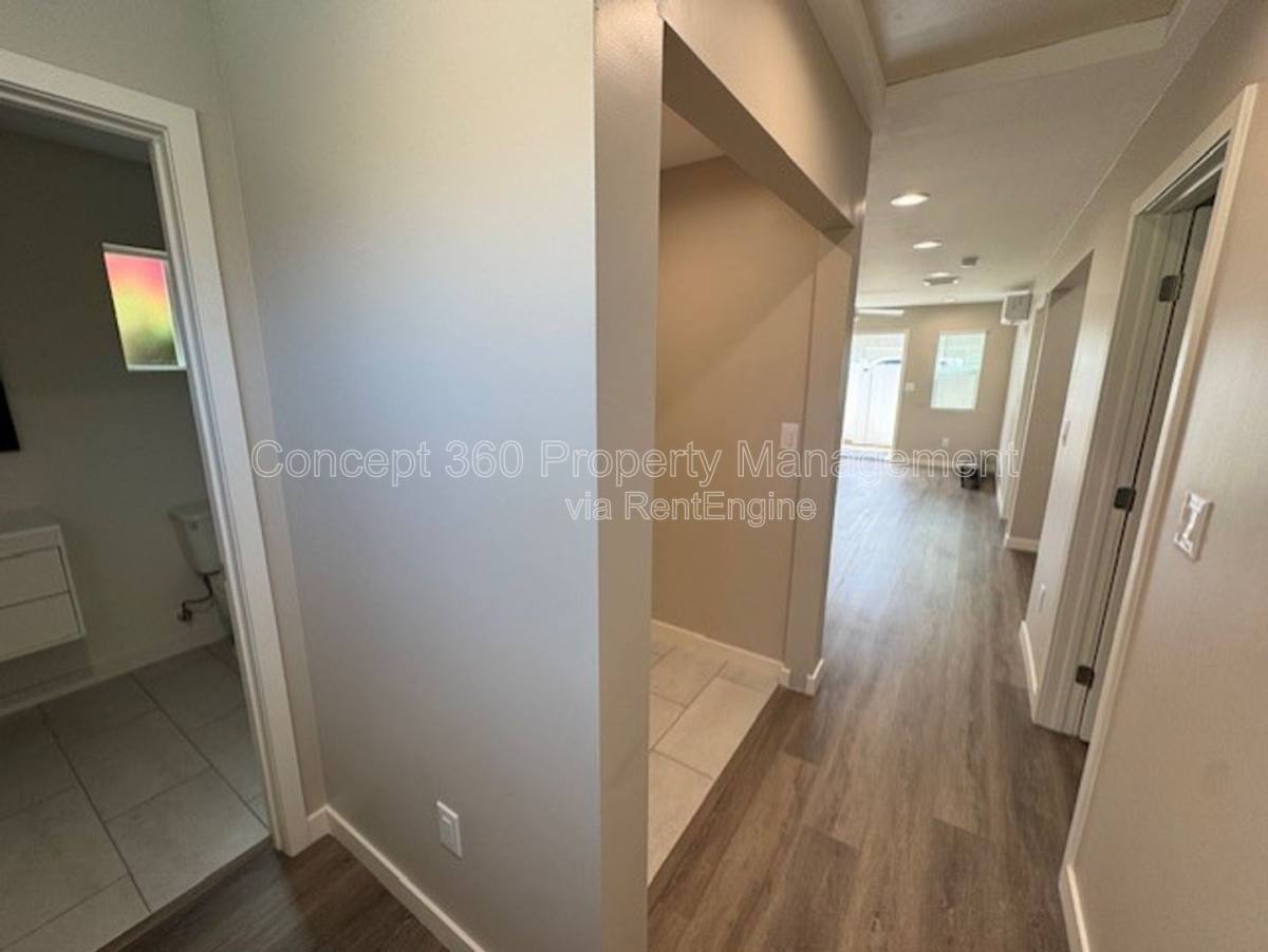 Apartment for rent at 254 Quincy Ave, Long Beach, CA 90803