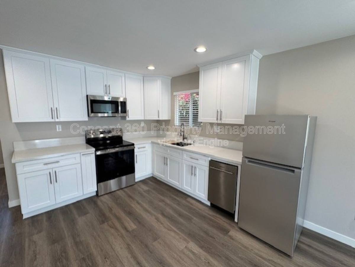 Apartment for rent at 254 Quincy Ave, Long Beach, CA 90803