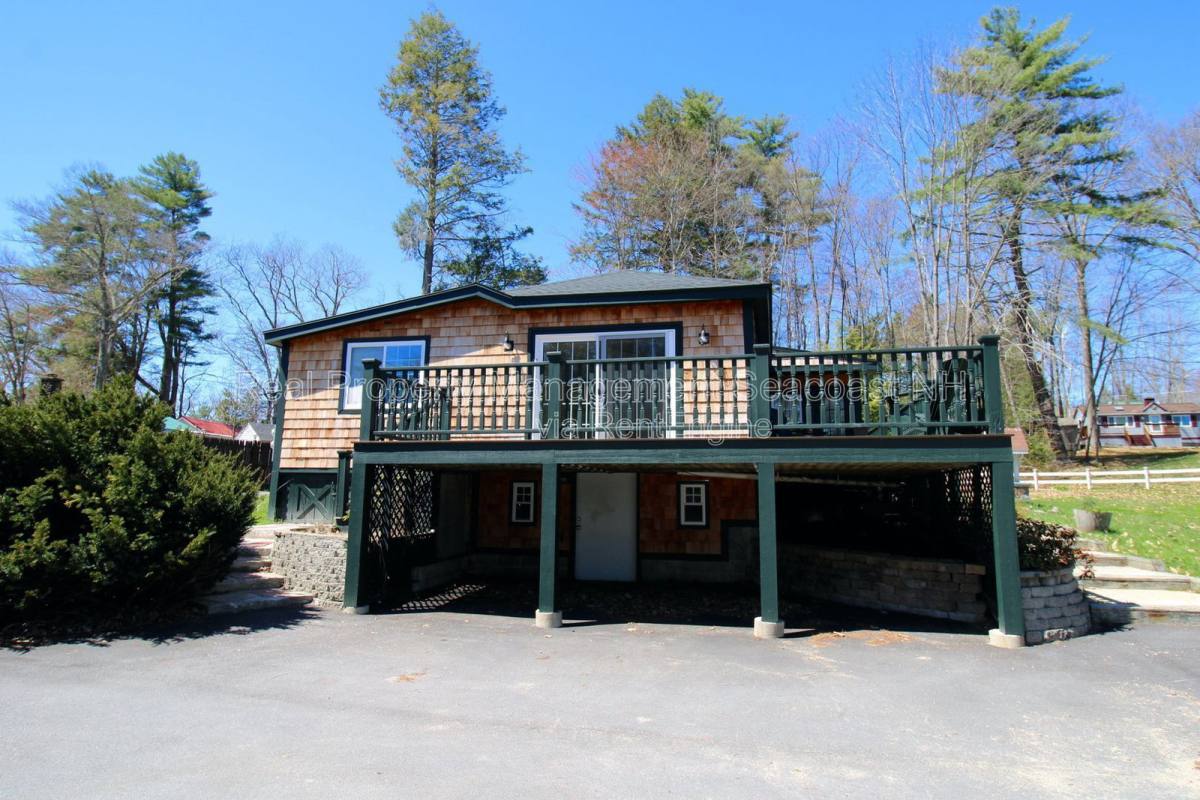 Apartment for rent at 94 Lakeshore Dr #A, Northwood, NH 03261