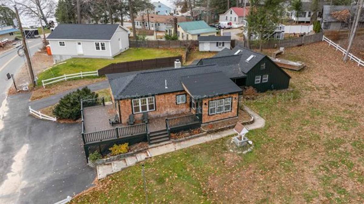 Apartment for rent at 94 Lakeshore Dr #A, Northwood, NH 03261