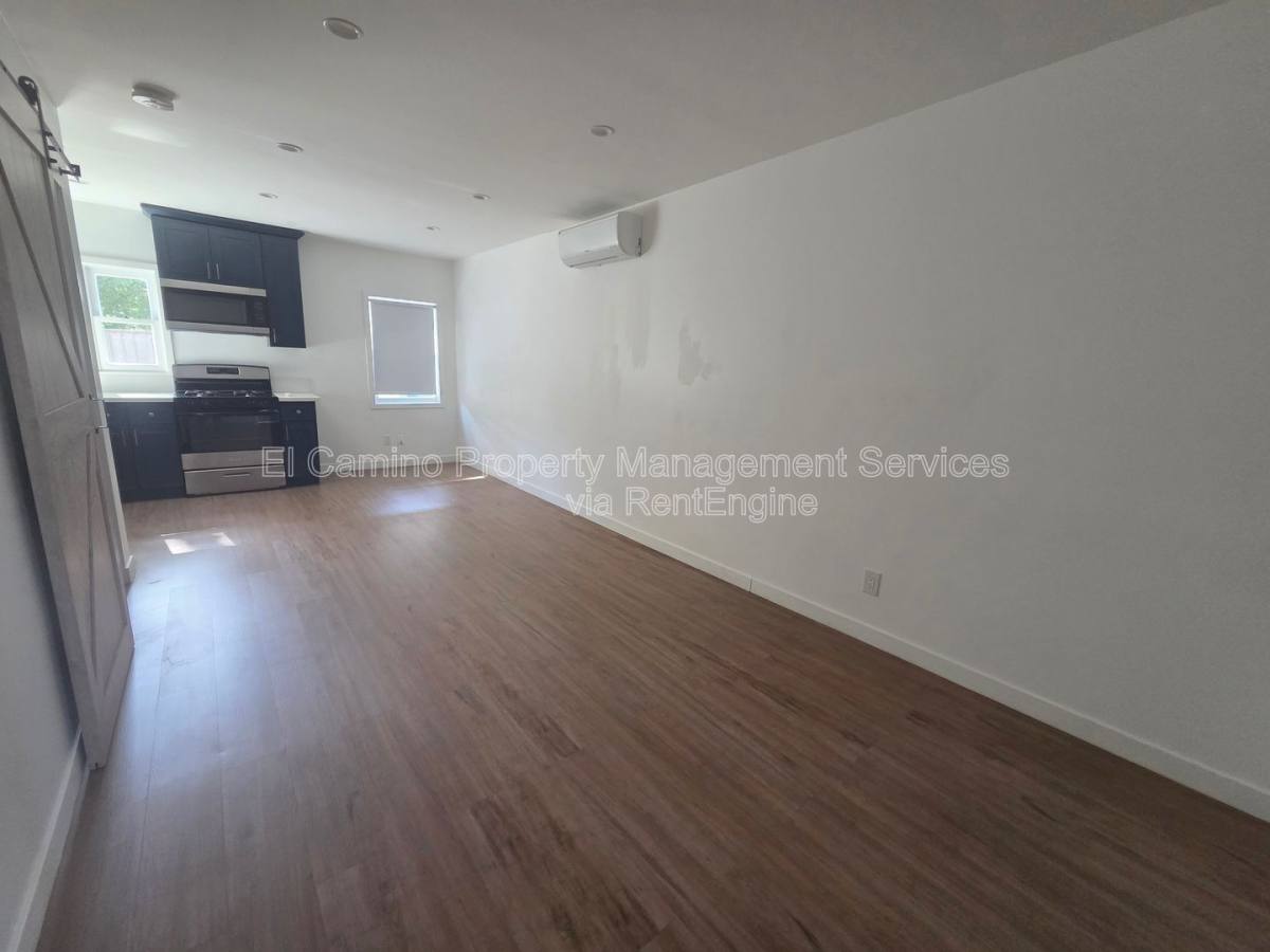 Apartment for rent at 425 E Wellington Ave #1108, Santa Ana, CA 92701