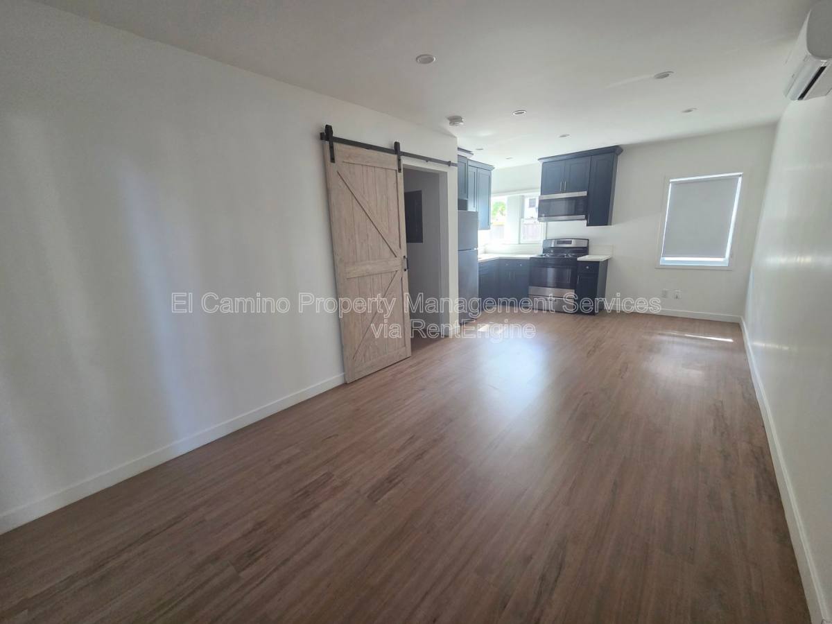 Apartment for rent at 425 E Wellington Ave #1108, Santa Ana, CA 92701