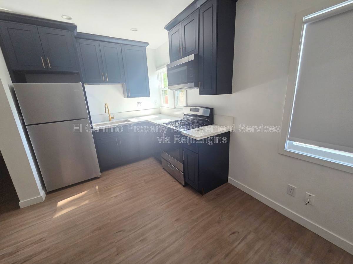 Apartment for rent at 425 E Wellington Ave #1108, Santa Ana, CA 92701