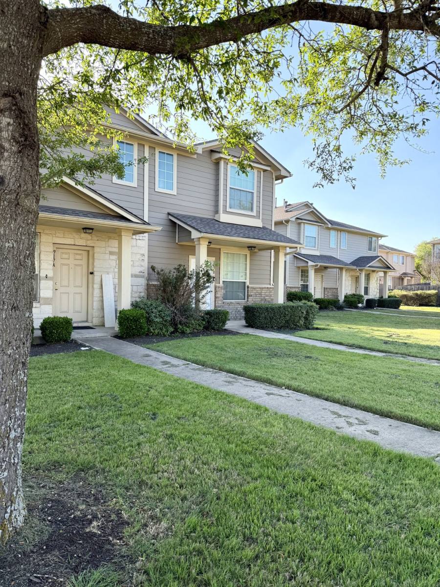 Condo for rent at 917 Sebastian Bend #B, Pflugerville, TX 78660