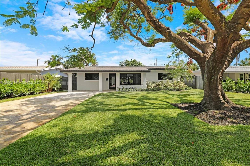 House for rent at 811 NE 17th Court, Fort Lauderdale, FL 33305