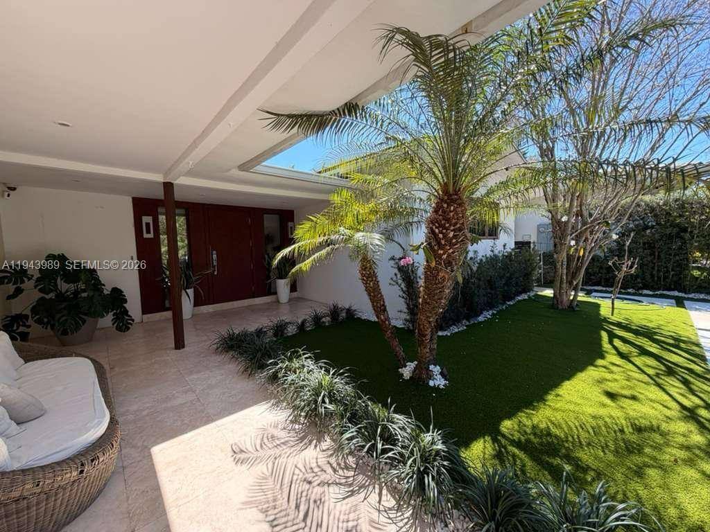 House for rent at 5911 Alton Rd #SFH, Miami Beach, FL 33140