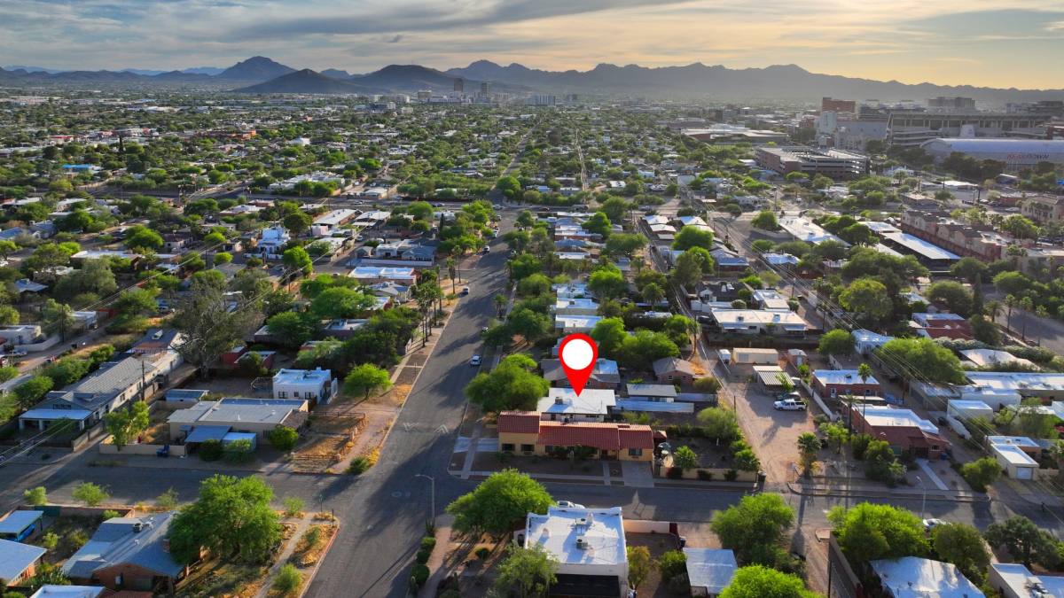 Apartment for rent at 2039 E 8th St #CASITA, Tucson, AZ 85719