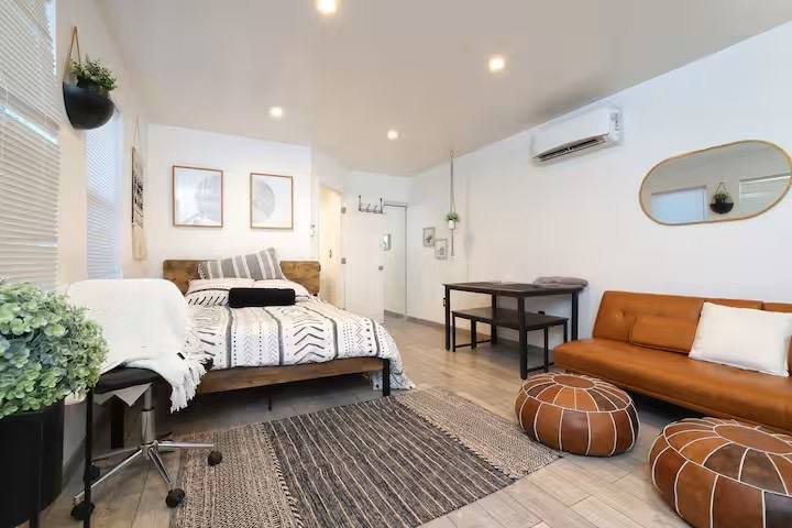 Apartment for rent at 2039 E 8th St #CASITA, Tucson, AZ 85719