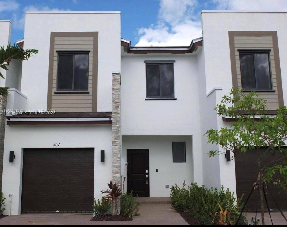 Townhouse for rent at 407 NE 208th Terrace #407 Mi, Miami, FL 33179