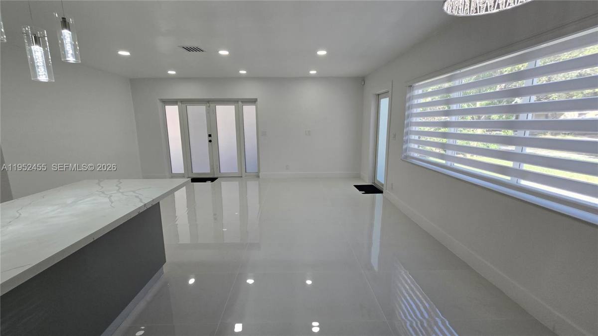 Townhouse for rent at 1300 N 64th Ave, Hollywood, FL 33024