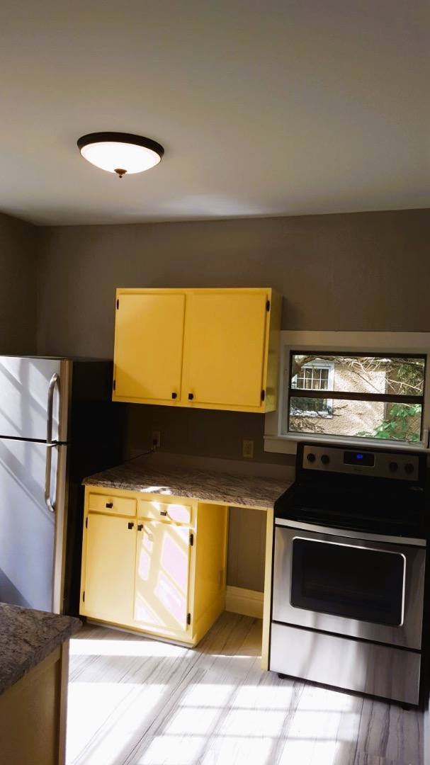 Apartment for rent at 246 Montford Ave #B, Asheville, NC 28801